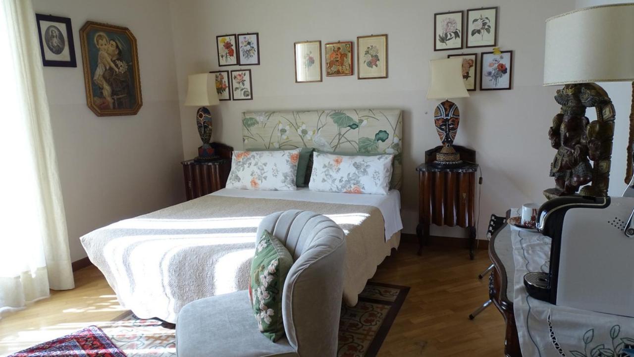 Crociferi B&B Catania Exteriör bild