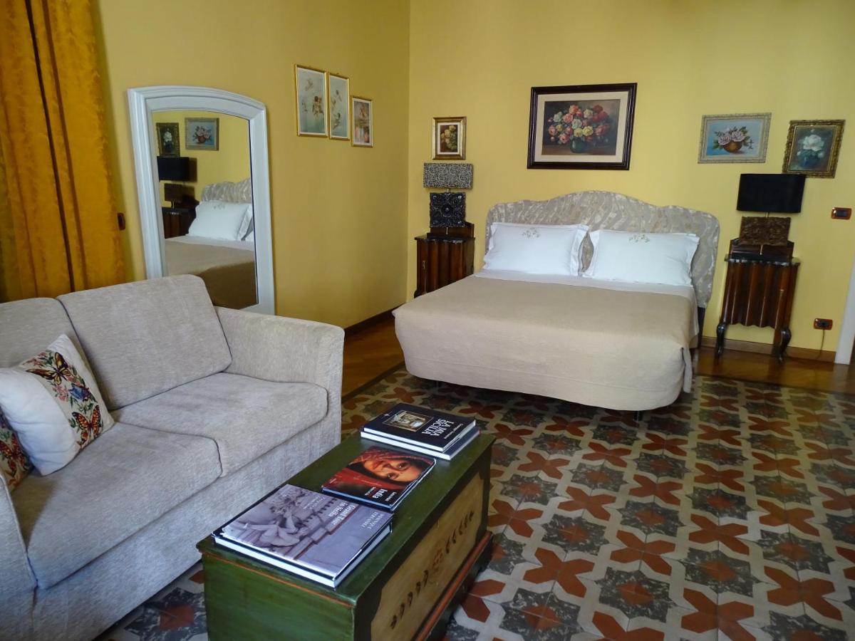 Crociferi B&B Catania Exteriör bild